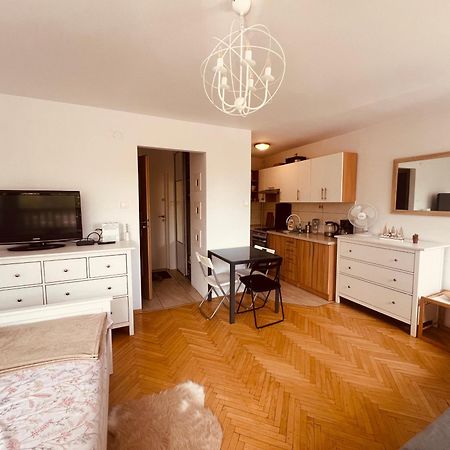 Apartmán Entire Studio In Centrum Varšava Exteriér fotografie
