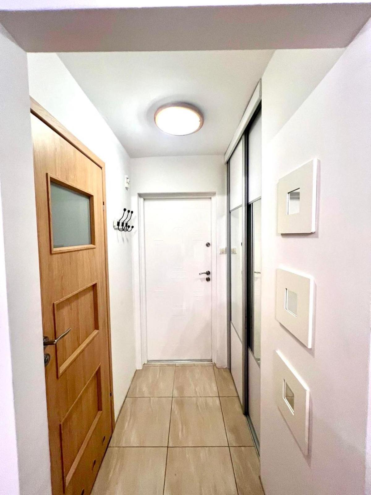 Apartmán Entire Studio In Centrum Varšava Exteriér fotografie